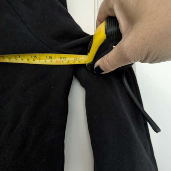 Puma Black Cowl Neck Sweater Size XL - Picture 5 of 6